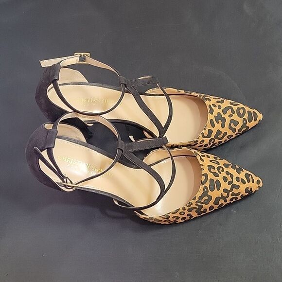 CHRISTIAN SIRIANO LEOPARD PRINT ADJUSTABLE ANKLE STRAP POINTED TOE SHOE - Picture 6 of 16